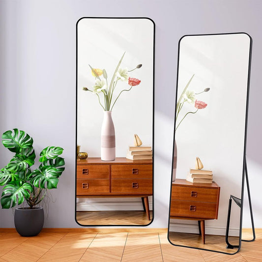 Lu Belo Standing Mirror